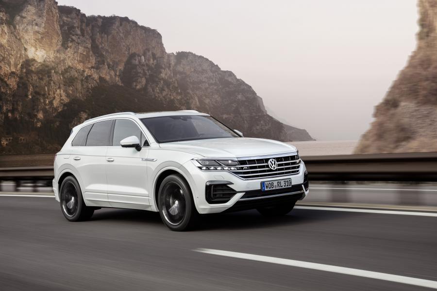  Volkswagen Touareg V6 TDI R-Line 2018 года  (WW) (фото 17 из 41)
